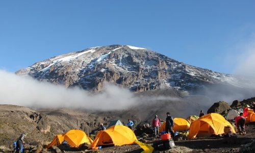 Camp de cabanes Machame