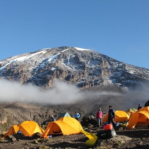 Camp de cabanes Machame