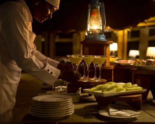 KubuKubu-Tented-Lodge-restaurant