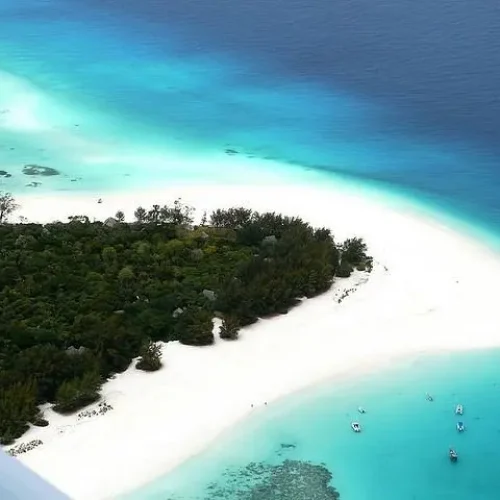 Paysage tropical de la plage de Kendwa