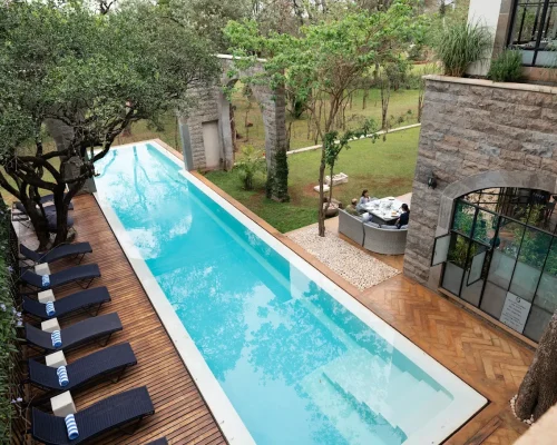Piscine du Giraffe Manor