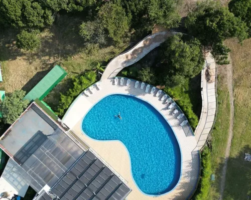 Piscine du Jambo Mara Safari Lodge