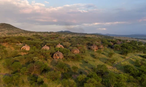 Serengeti-Serena-Lodge-aerial-view