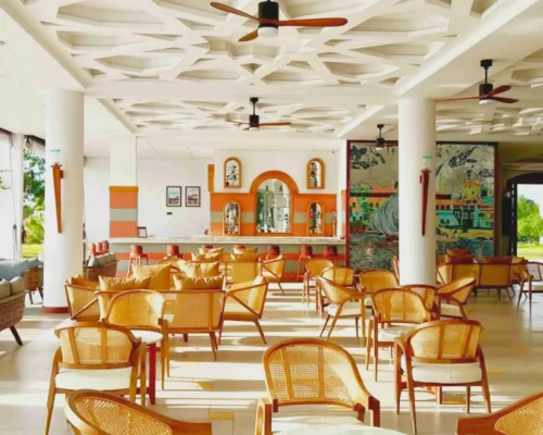 Shukran Palace sitting area