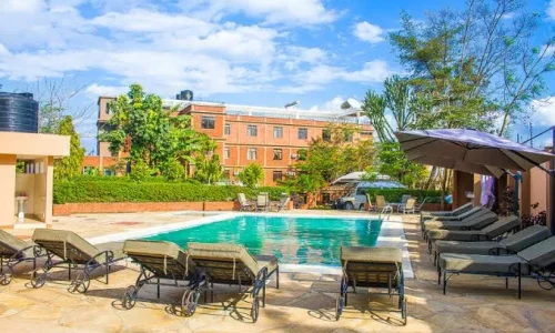 Summit Safari Lodge