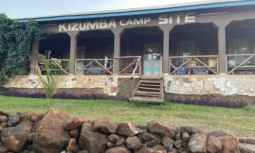 Vue de face du camping Kizumba