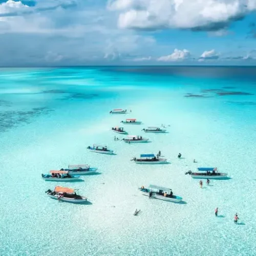 Vue panoramique de la plage de Kendwa à Zanzibar