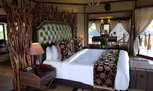 chambre deluxe tarangire kuro treetops