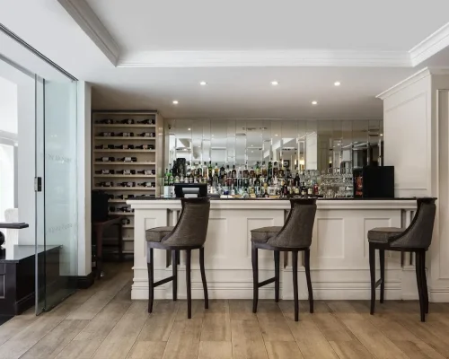 four points by sheraton arusha bar lounge