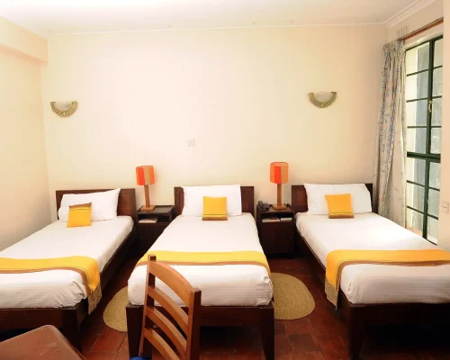 kenya comfort hotel chambre triple