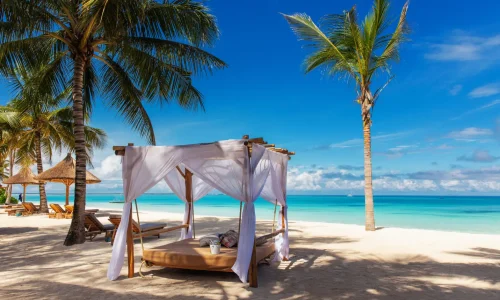 lit de plage cabane privée à zanzibar