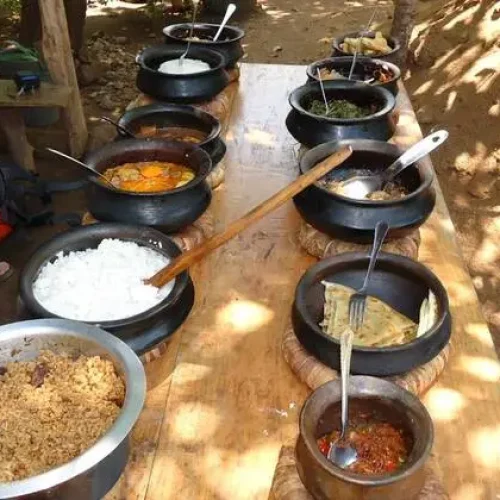 mto wa mbu repas locaux chauds