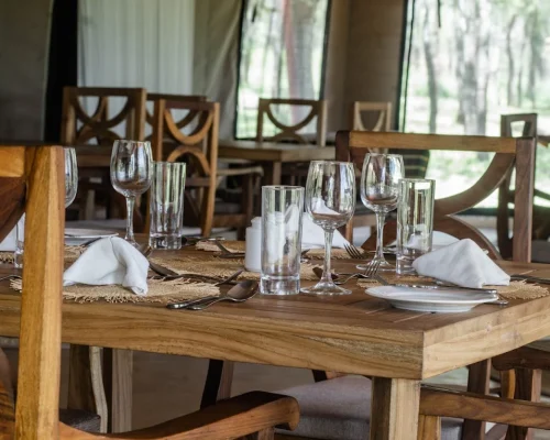 restaurant-du-singing-grass-camp