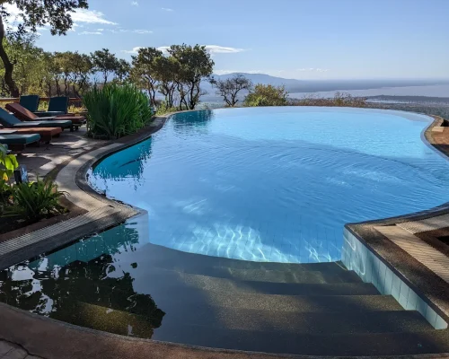 serena manyara piscine