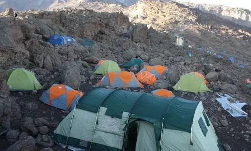 randonneurs aux camps de Barafu