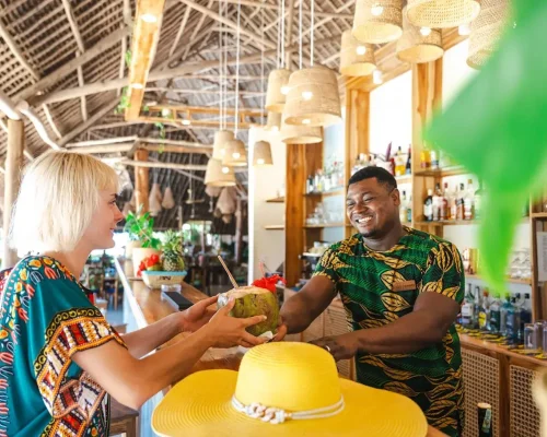 zanzibar-queen-minibar