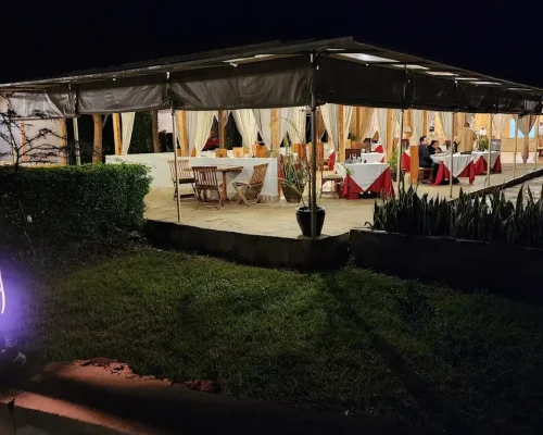 zebra-plains-tented-camp-restaurant